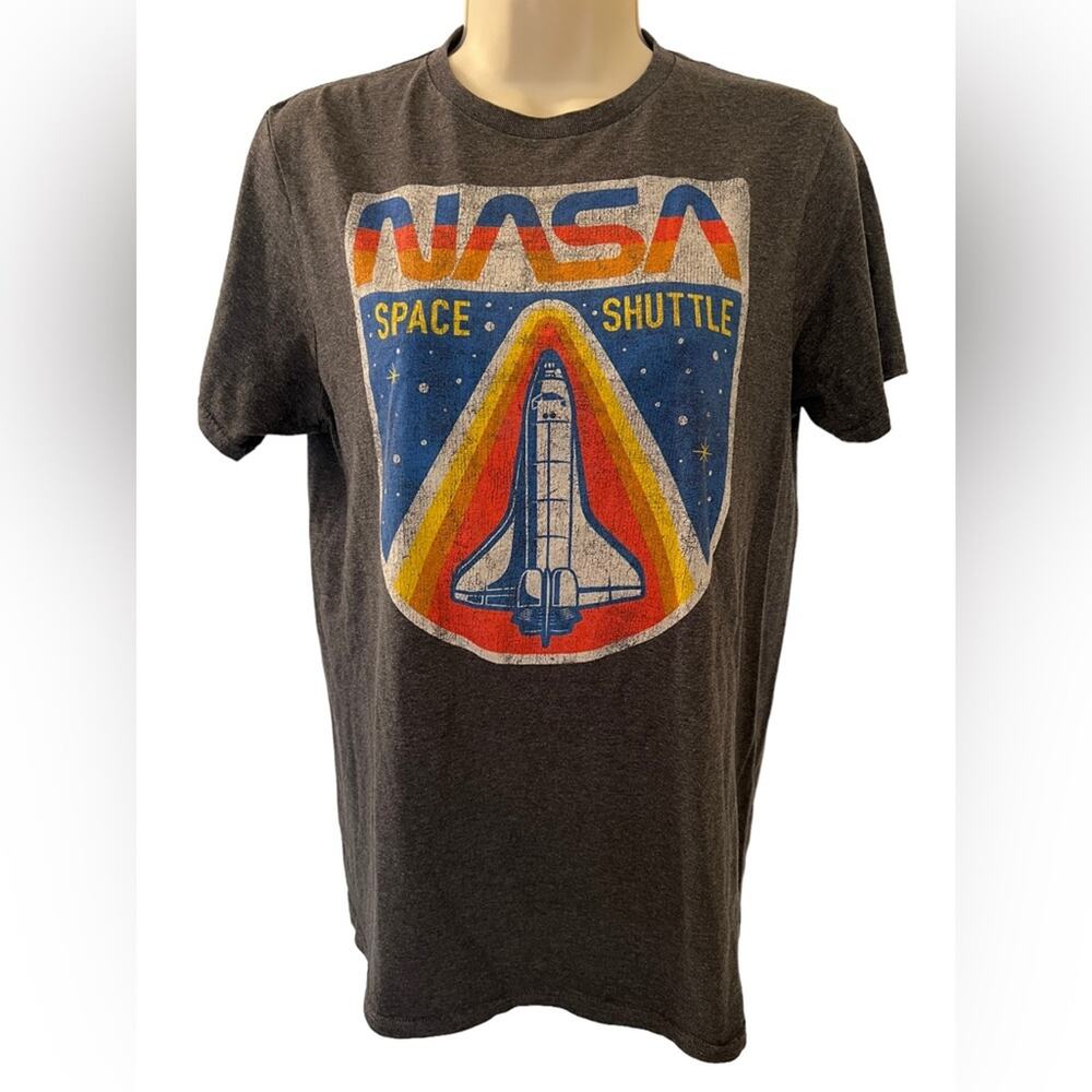 NASA Shuttle Grey Short Sleeve Graphic Tee SZ S